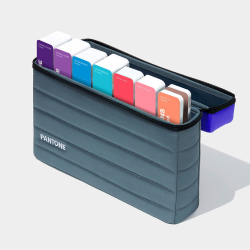 PANTONE PORTABLE GUIDE STUDIO (8 SOLFJÄDRAR) GPG304A